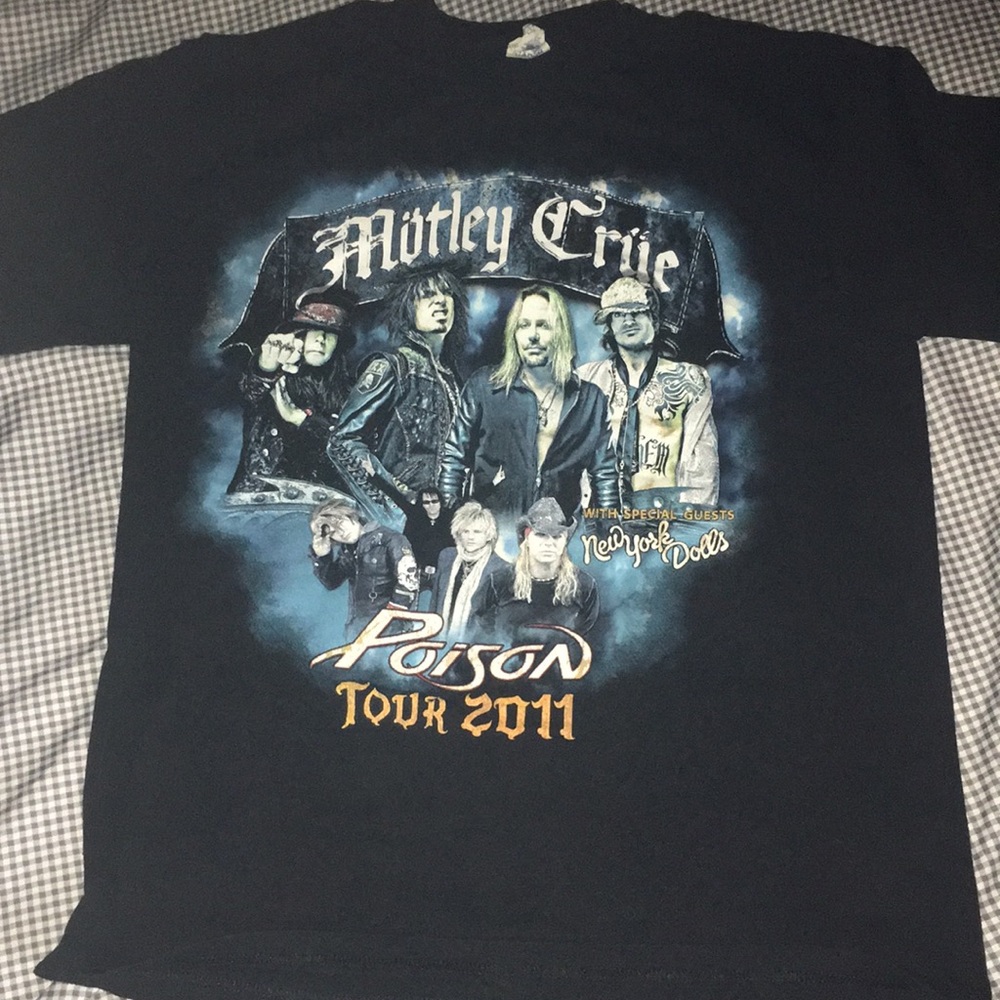 Motley crue/poison 2011 tour T-shirt